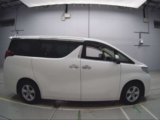 TOYOTA ALPHARD 2016