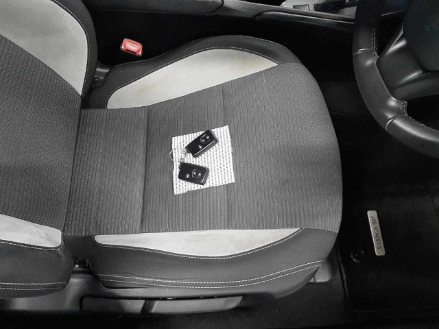 TOYOTA AVENSIS WAGON 2015