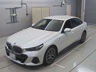 BMW 5 SERIES 2024