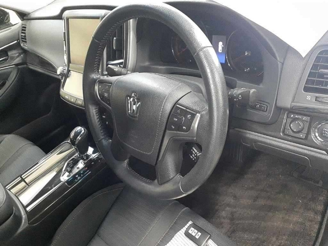 TOYOTA CROWN 2014