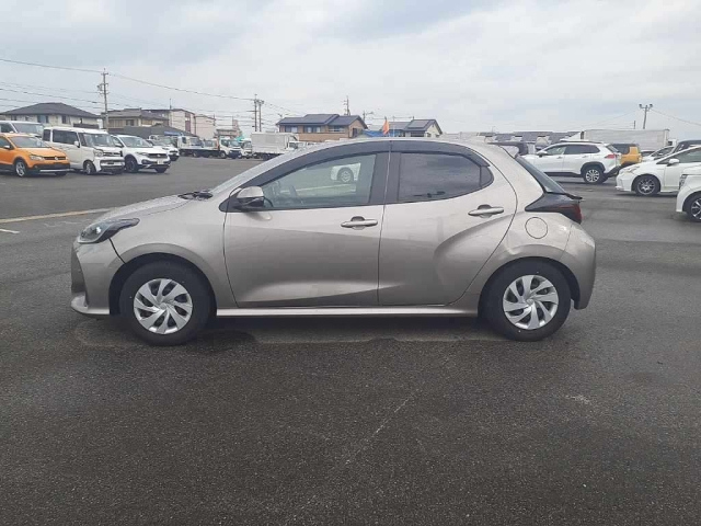 TOYOTA YARIS 2022