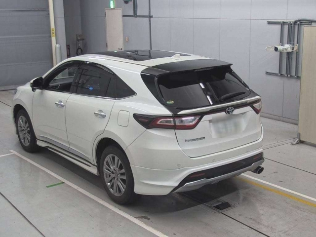 TOYOTA HARRIER 2018