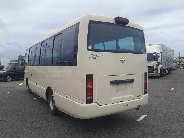 NISSAN CIVILIAN 2009