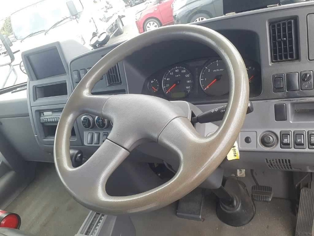 NISSAN CIVILIAN 2009