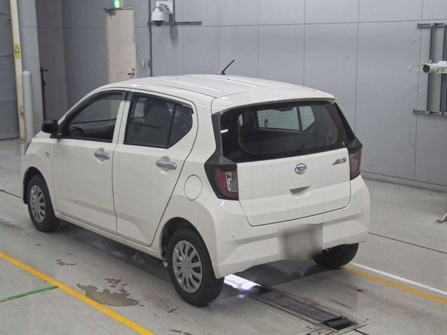 DAIHATSU MIRA E S 2020