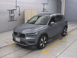 VOLVO XC40 2019