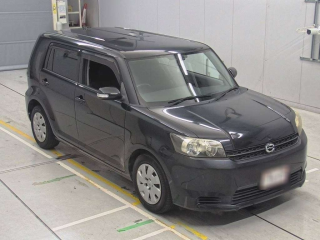TOYOTA COROLLA RUMION 2010