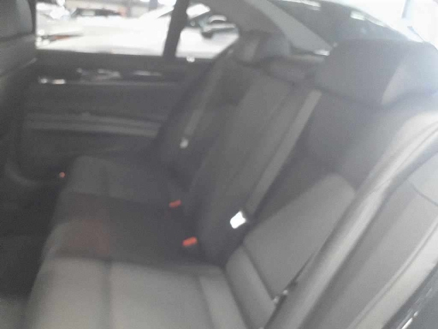 BMW 7 SERIES 2011
