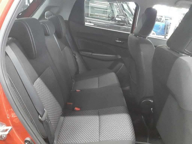 SUZUKI SWIFT 2018