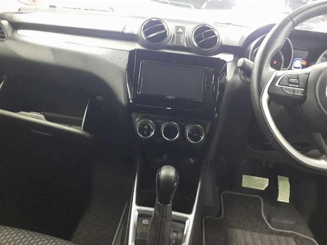 SUZUKI SWIFT 2018