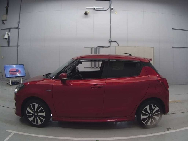 SUZUKI SWIFT 2018