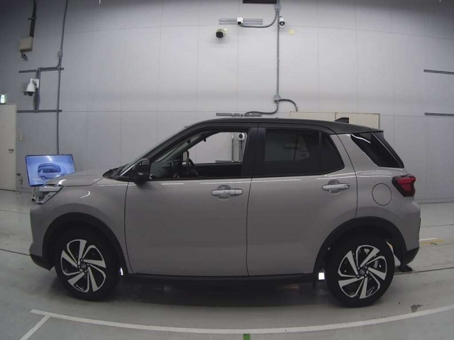 TOYOTA RAIZE 2023