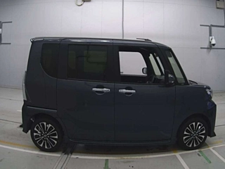 DAIHATSU TANTO 2024