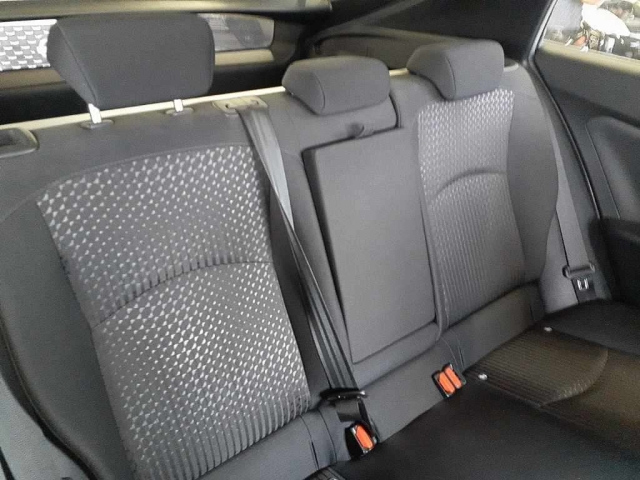 TOYOTA PRIUS 2018