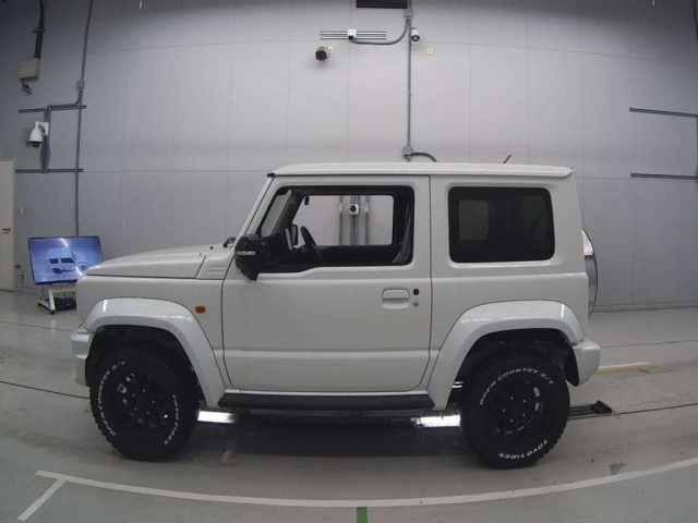 SUZUKI JIMNY SIERRA 2025