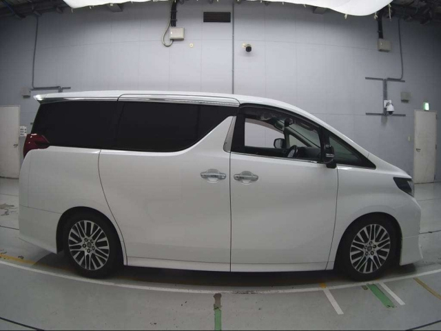 TOYOTA ALPHARD 2017