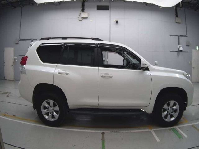 TOYOTA LAND CRUISER PRADO 2009