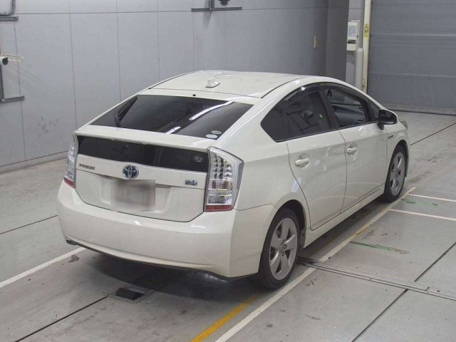TOYOTA PRIUS 2010