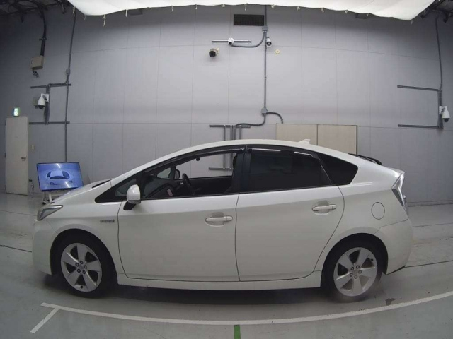 TOYOTA PRIUS 2010