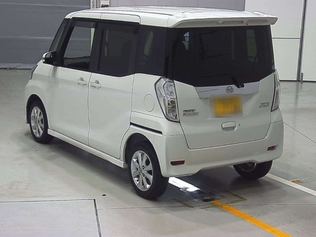 NISSAN DAYZ ROOX 2017