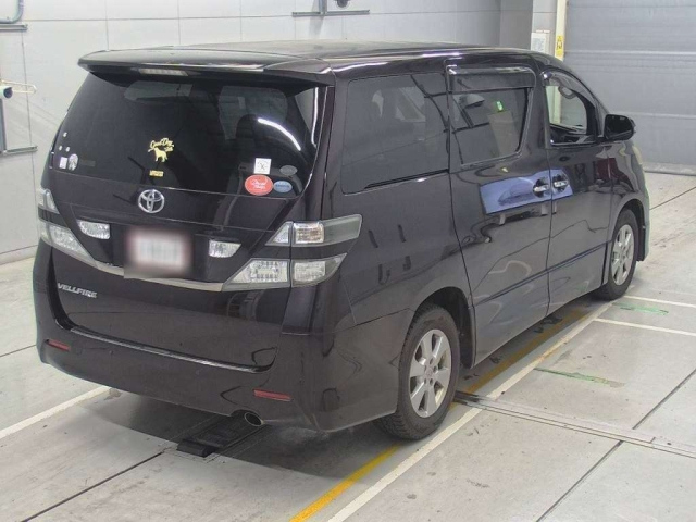 TOYOTA VELLFIRE 2010