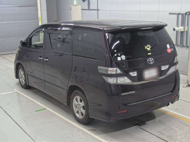 TOYOTA VELLFIRE 2010