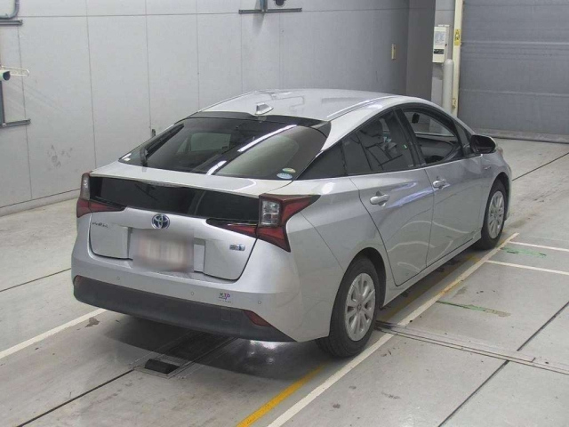 TOYOTA PRIUS 2019