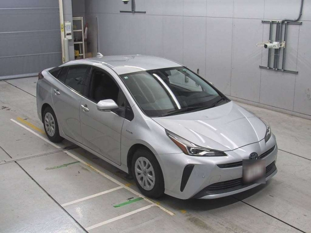 TOYOTA PRIUS 2019
