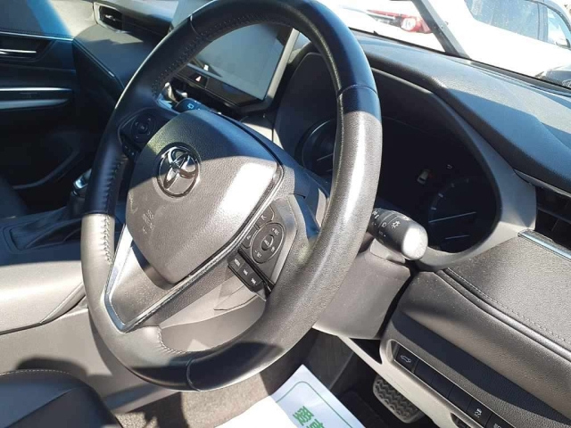 TOYOTA HARRIER 2020