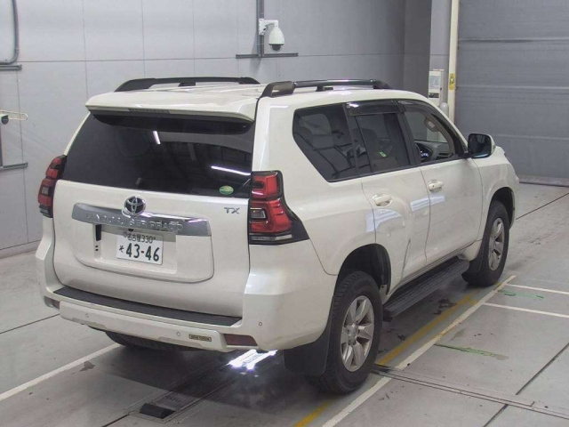 TOYOTA LAND CRUISER PRADO 2021