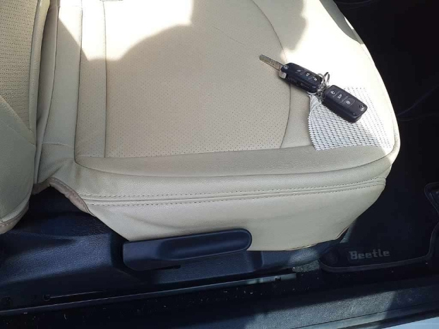 VOLKSWAGEN THE BEETLE 2017