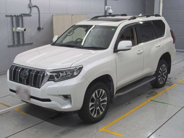 TOYOTA LAND CRUISER PRADO 2022
