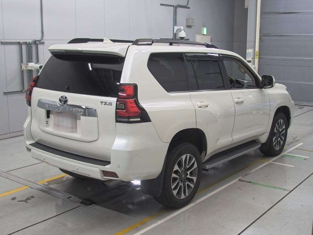 TOYOTA LAND CRUISER PRADO 2022
