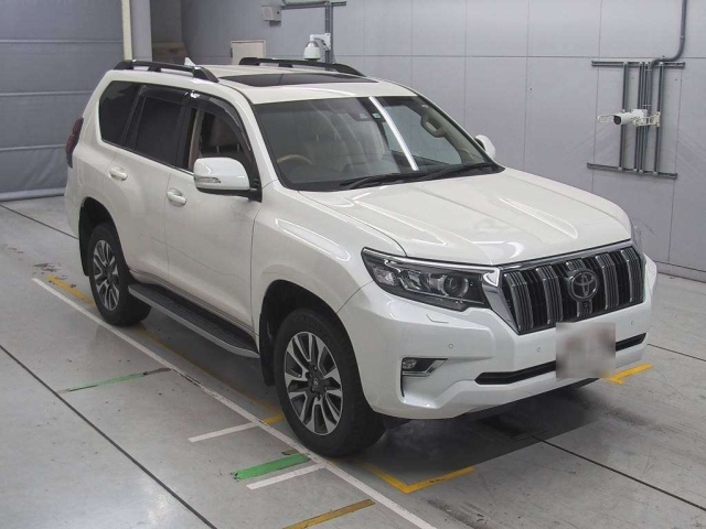 TOYOTA LAND CRUISER PRADO 2022