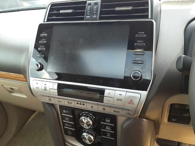 TOYOTA LAND CRUISER PRADO 2022