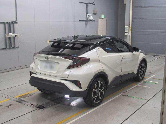 TOYOTA C-HR 2019