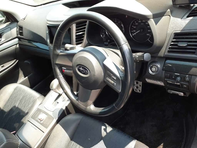 SUBARU LEGACY 2012