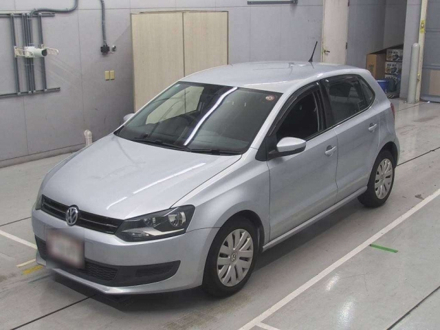 VOLKSWAGEN POLO 2014