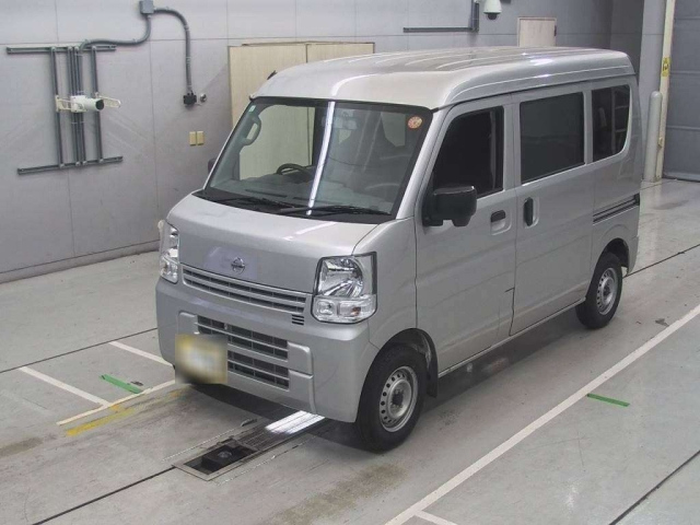 NISSAN CLIPPER VAN 2022