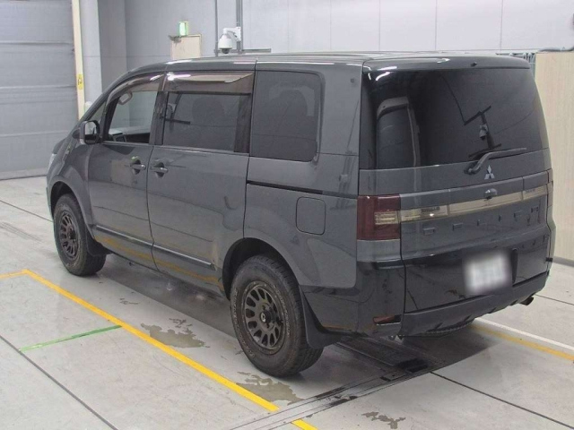 MITSUBISHI DELICA D5 2015