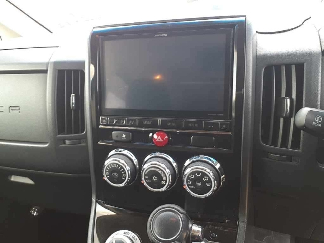 MITSUBISHI DELICA D5 2015