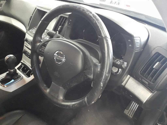NISSAN SKYLINE 2009