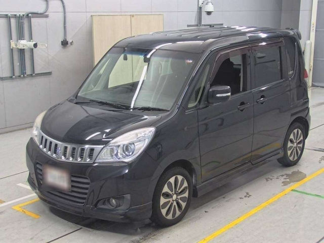 MITSUBISHI DELICA D2 2016