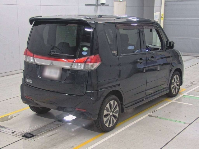 MITSUBISHI DELICA D2 2016