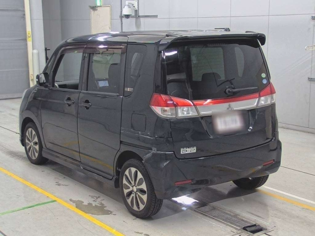 MITSUBISHI DELICA D2 2016