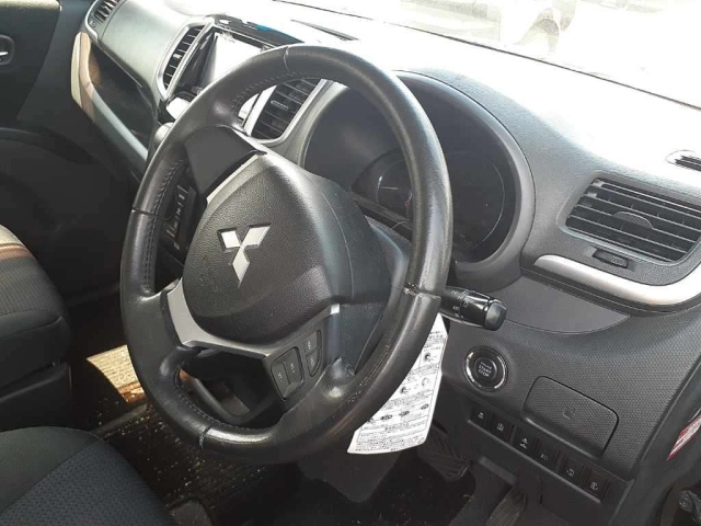 MITSUBISHI DELICA D2 2016