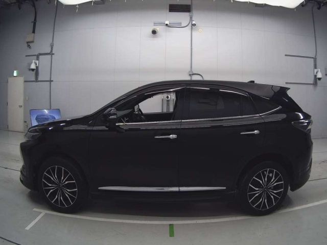TOYOTA HARRIER 2015