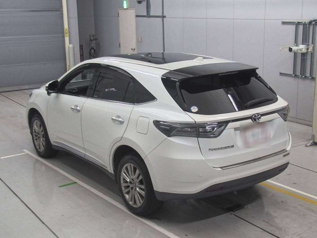 TOYOTA HARRIER 2014