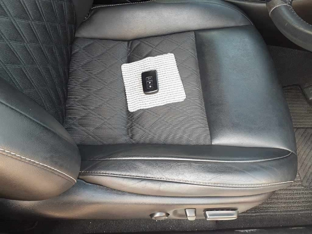 TOYOTA HARRIER 2015