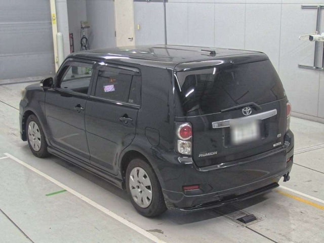 TOYOTA COROLLA RUMION 2010